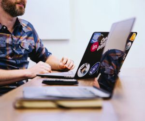 headway-NWmcp5fE_4M-unsplash